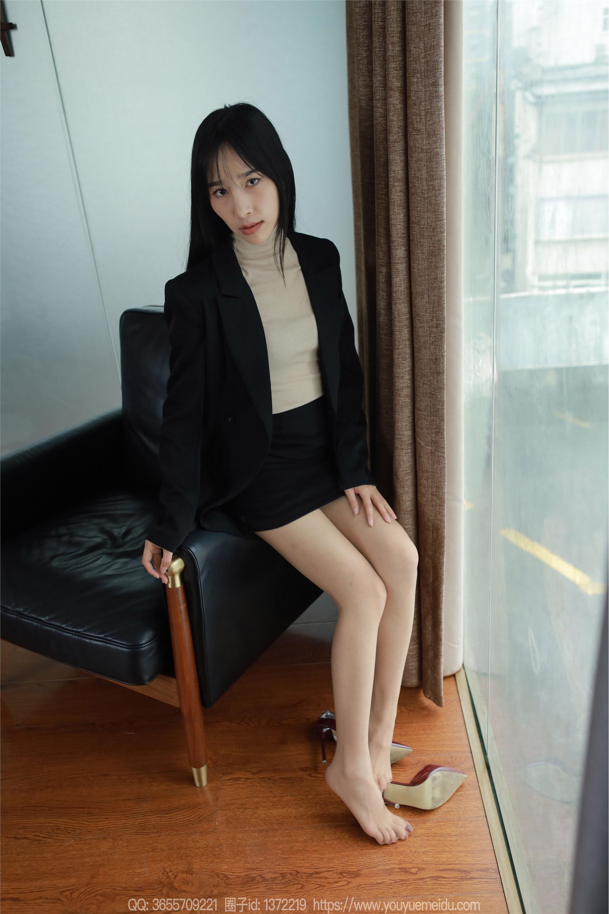 IESS异思趣向  2024.03.20 丝享家 1694 美子《OL小黑裙》